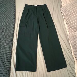 Aritzia Babaton Spotlight Cargo Pant in Dark Green
